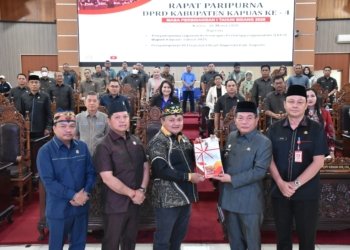 DPRD Kapuas Gelar Rapat Paripurna Penyampaian LKPJ Bupati Tahun 2025 dan 10 Raperda