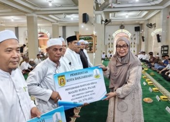 Safari Ramadan di Cempaka, Pemko Banjarbaru Salurkan Dana Hibah untuk Dua Masjid