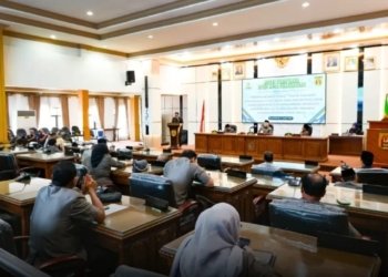 Dorong Digitalisasi Pajak dan Integrasi Transportasi, Fraksi Demokrat DPRD Banjarbaru Setujui Pembahasan Tiga Raperda Strategis