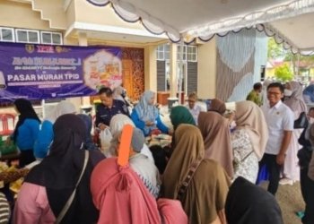 Laris Manis, Warga Serbu Pasar Murah TPID Tabalong
