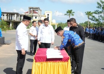 872 PNS Kotabaru Resmi Dilantik, Pemkab Tekankan Disiplin dan Loyalitas ASN