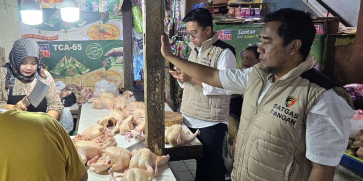 Satgas Pangan Polda Kalsel Sidak Pasar Kuripan, Pastikan Stok Aman dan Harga Terkendali