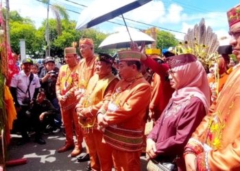Tradisi Banama Hai dan Ngarunya Warnai Hari Jadi Kapuas Ke-220