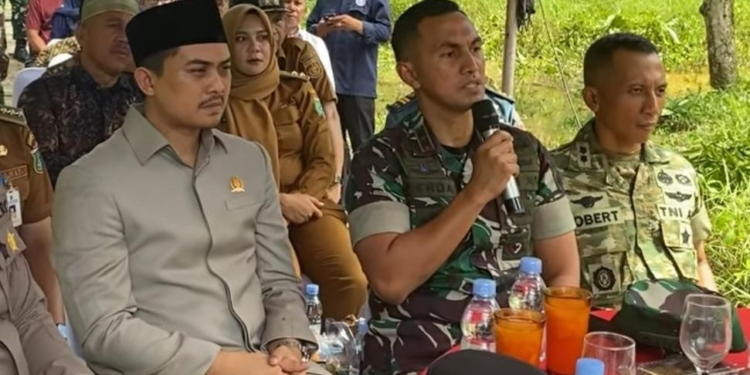 Ketua DPRD Tanah Bumbu Hadiri Ground Breaking Pembangunan Jembatan Garuda di Kusan Hilir