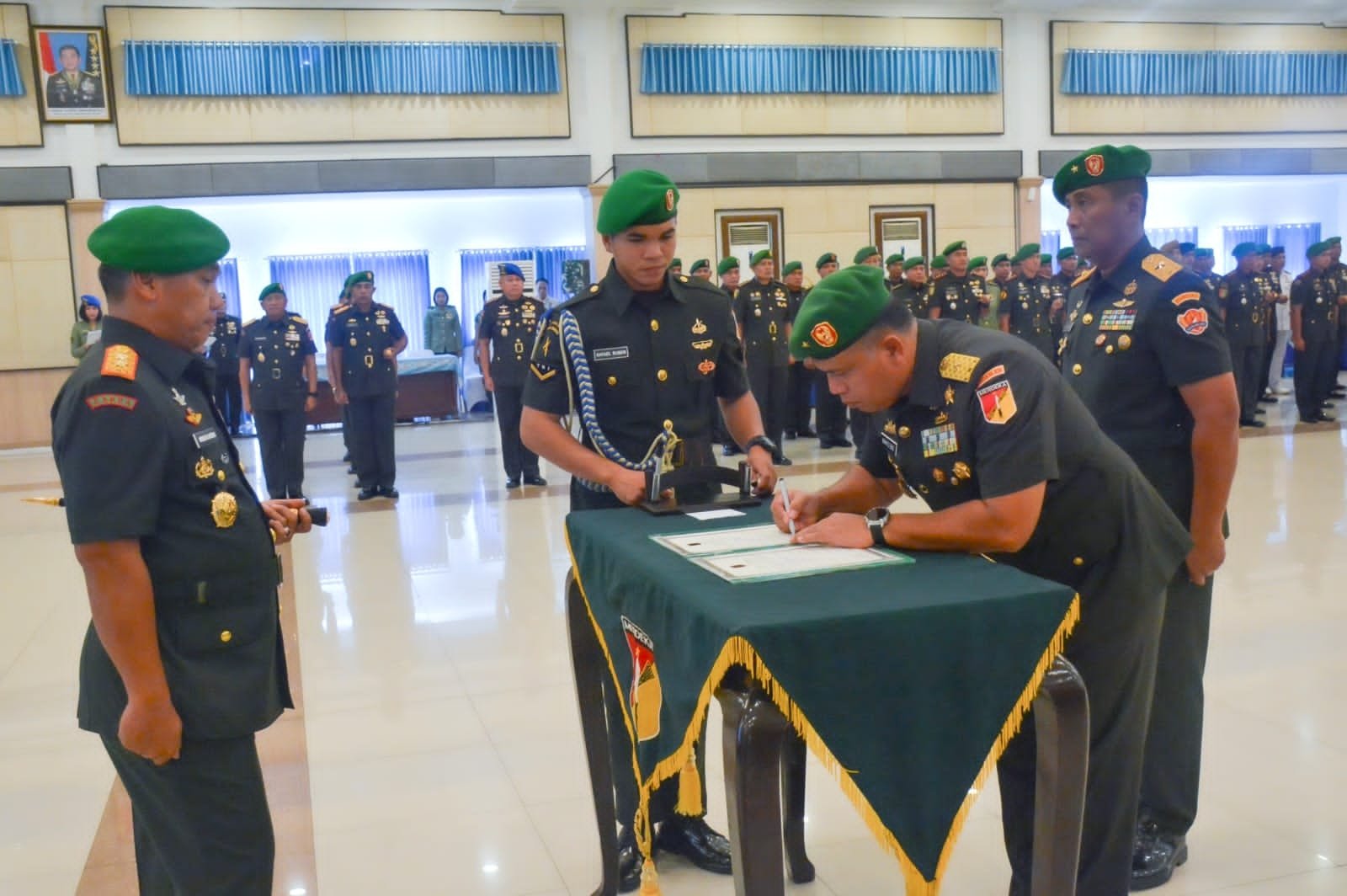 Pangdam XIII/merdeka Pimpin Upacara Serah Terima Jabatan Kasdam XIII/Merdeka