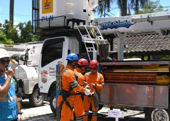 Tunjukkan Kesiapan Layanan, PLN UID Kalselteng Gelar Peralatan Siaga Kelistrikan Bersama Insan Media
