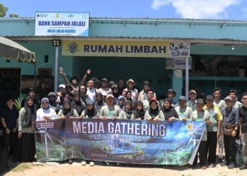 Dari Sampah Jadi Nilai Ekonomi, Bank Sampah Jolali Tumbuh Bersama PLN Peduli