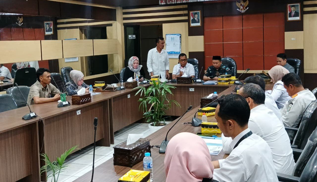 Rapat Dengar Pendapat DPRD Kabupaten Banjar Bahas Dugaan Pungli Di Pasar Bauntung Batuah