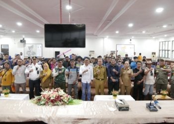 Bertemu Para PKL, Wali Kota Tanjungbalai Ucapkan Terimakasih Kesediaan Pindah Secara Mandiri