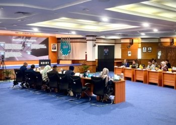 Sekdaprov Kalsel Tunjukkan Terobosan Inovatif di Forum Nasional, Dorong Pariwisata Jadi Motor Penggerak Ekonomi Daerah