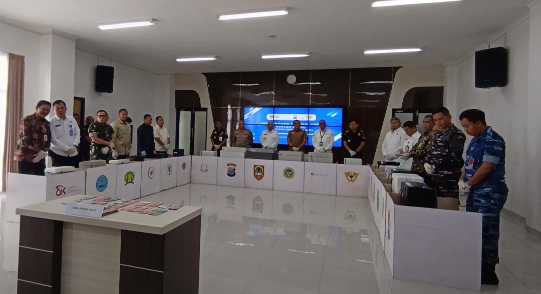 Bentengi Ekonomi Daerah, Pemprov Kalsel Musnahkan Ratusan Uang Palsu dan Perkuat Sinergi Pemberantasan