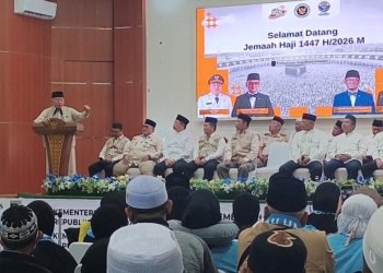 Lepas Kloter Perdana Haji 2026, Gubernur Kalsel Tekankan Kesehatan dan Titip Doa untuk Banua