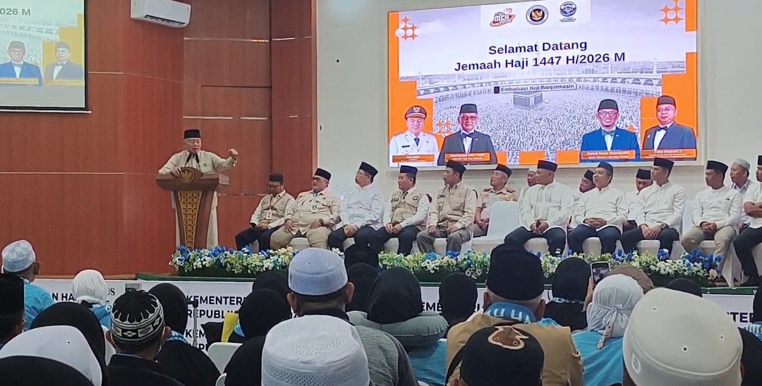 Lepas Kloter Perdana Haji 2026, Gubernur Kalsel Tekankan Kesehatan dan Titip Doa untuk Banua