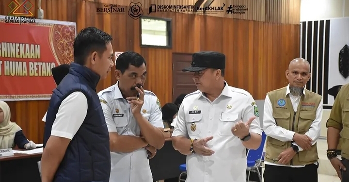 Peserta Calon Paskibraka Kapuas Jalani Tes Urine
