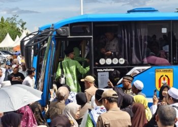 Pemkot Banjarbaru Lepas Ratusan Jemaah Haji 1447 Hijiriah, Tekankan Kesehatan dan Kekompakan