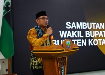 Wakil Bupati Kotabaru Syairi Mukhlis hadiri Pelantikan Pengurus HMI cabang Kotabaru – Tanah Bumbu Periode 2025 – 2026