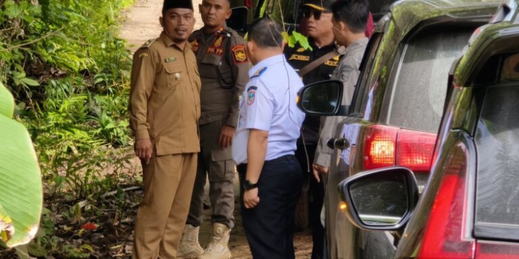 Tingkatkan Kenyamanan Wisatawan, Pemkab Kotabaru Akan Pasang PJU Untuk Teluk Tamiang