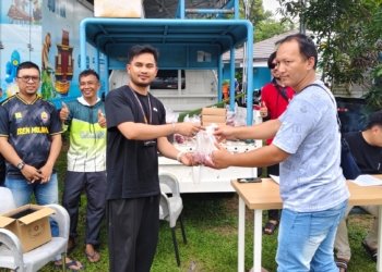 PLN UID Kalselteng Bagikan 3.288 Paket Daging Kurban pada Idul Adha 1447 H dari 22 Sapi dan 7 Kambing