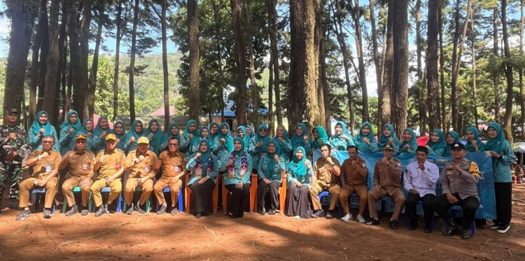 Pendampingan 10 Program Pokok PKK di Tiwingan Baru, Dorong Perempuan Berdaya dan Kembangkan Potensi Perikanan Desa