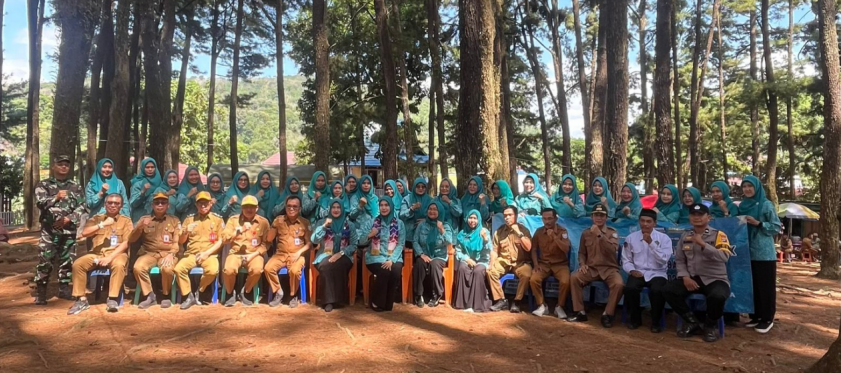 Pendampingan 10 Program Pokok PKK di Tiwingan Baru, Dorong Perempuan Berdaya dan Kembangkan Potensi Perikanan Desa
