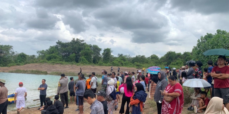 Mandi Bersama Teman, Bocah 10 Tahun di Tanah Bumbu Hilang Tenggelam di Kolam Galian