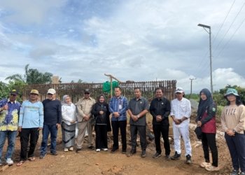 Turun ke Lapangan, Anggota DPRD Tanah Bumbu Tinjau Progress Pembangunan Jembatan Penghubung Dua Desa di Desa Jombang