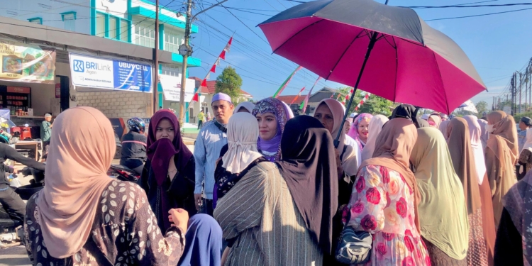 Tradisi Bategang Sambut Jemaah Haji Cempaka, Warga Berpakaian Khas Arab dan Hadrah