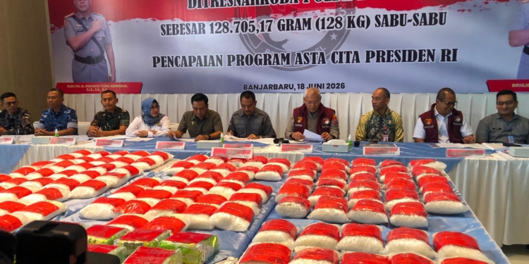 Polda Kalsel Sita 128,7 Kilogram Sabu, Lima Kurir Jaringan Lintas Provinsi Ditangkap