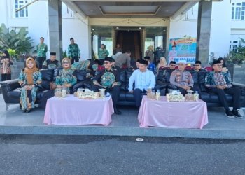 Wabup Balangan Lepas 130 Anggota Kafilah MTQ ke Barito Kuala, Siapkan Hadiah Umrah bagi Juara