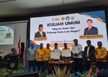 Pertama di Kalimantan, Menteri P2MI Resmikan Migran Center ULM
