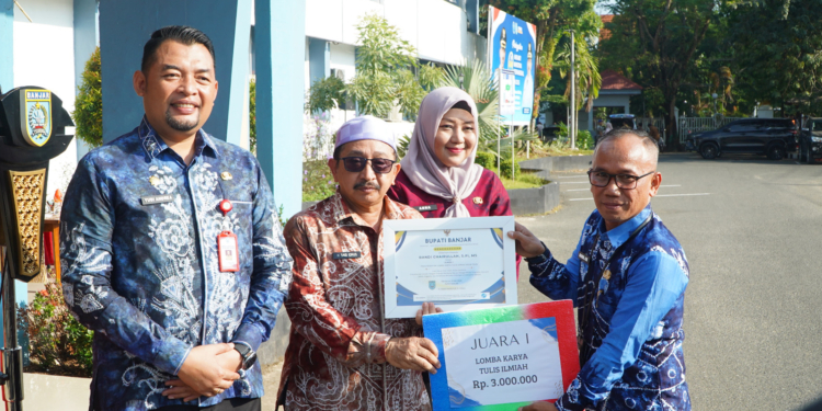 Bandi Chairullah Raih Juara I LKTI Kabupaten Banjar 2026, Usung Inovasi Kampung Papuyu untuk Perkuat Ekonomi dan Ketahanan Bencana