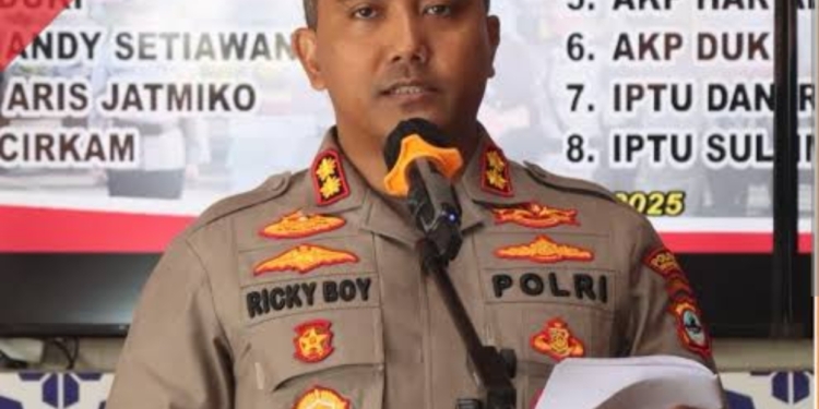 Kapolres Tala Atensi Isi Chat Terduga Pejabat Tanah Laut yang Viral