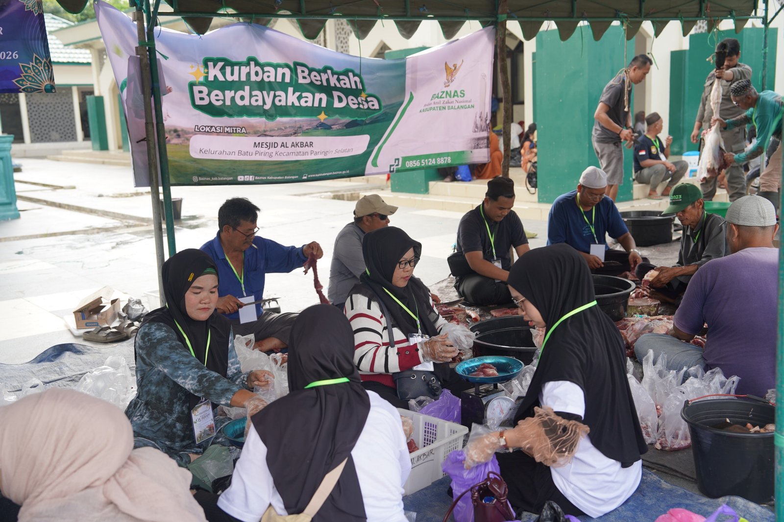 Iduladha 1447 H, Pemkab Balangan Sembelih Tiga Sapi Kurban dan Bagikan 450 Paket Daging