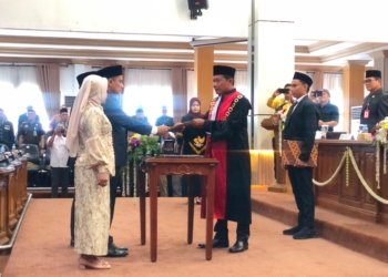 Muhammad Syahrial Resmi Jabat Ketua DPRD Banjarbaru