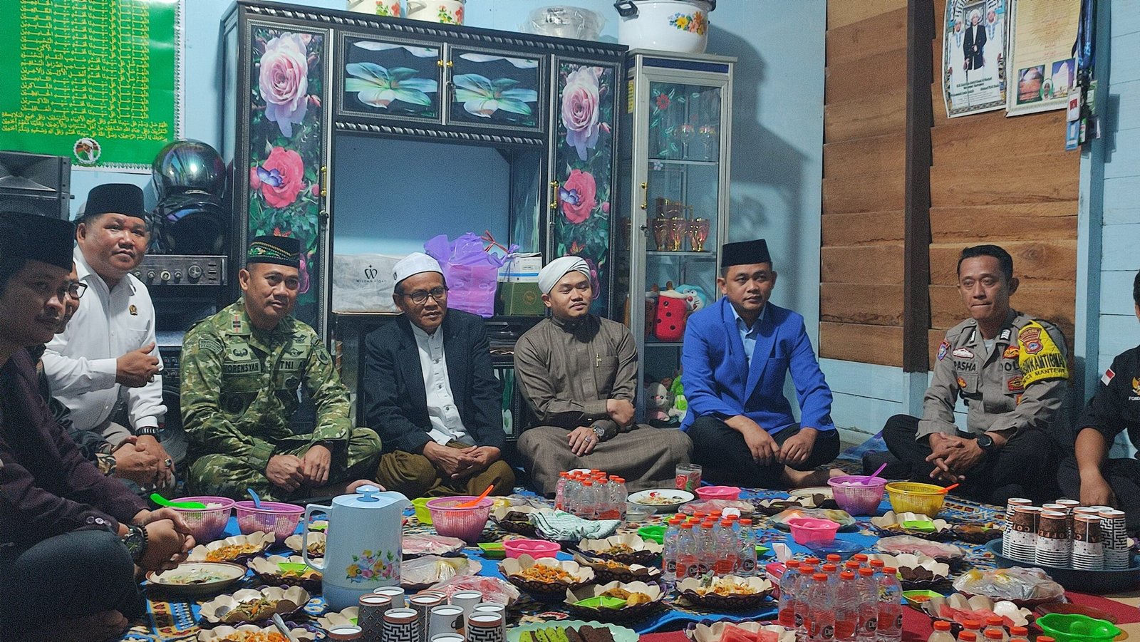HUT ke-18 Desa Gunung Raya: Anggota DPRD Tanah Bumbu Makhruri Dorong Pembangunan Jaringan Internet