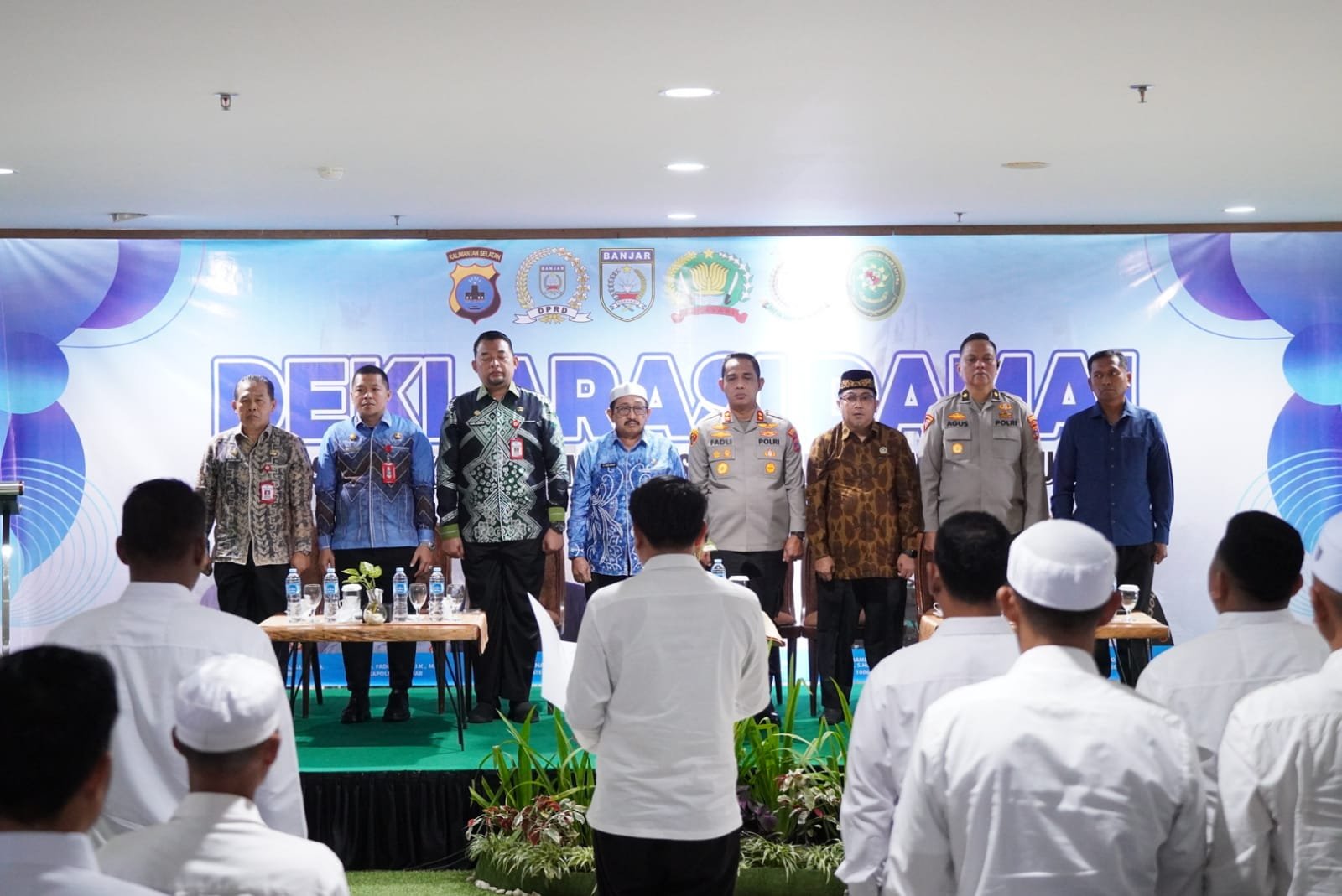 Jelang Pilkades Serentak 2026, Puluhan Calon Pambakal Banjar Deklarasi Damai, Komitmen Jaga Kondusivitas Desa