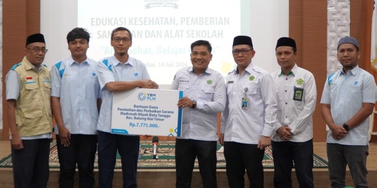 Tebar Kebahagiaan Muharram, YBM PLN Berbagi Santunan dan Edukasi Kesehatan di Batulicin dan Barabai