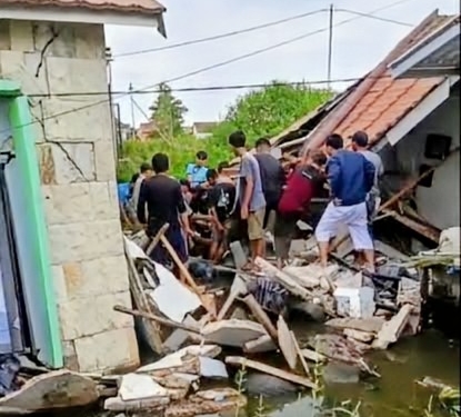 3 Rumah Roboh di Kertak Hanyar 1 Orang Meninggal Dunia, Ini Tanggapan Developer