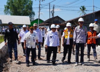 Wakil Bupati Banjar Tinjau Perbaikan Jalan Handil Bujur–Mekar Sari, Pastikan Pekerjaan Tepat Sasaran dan Berkualitas