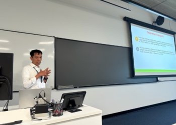 Dosen UIN Raden Intan Lampung Kenalkan Instrumen Kesiapan AI Calon Guru di Forum Internasional Estonia