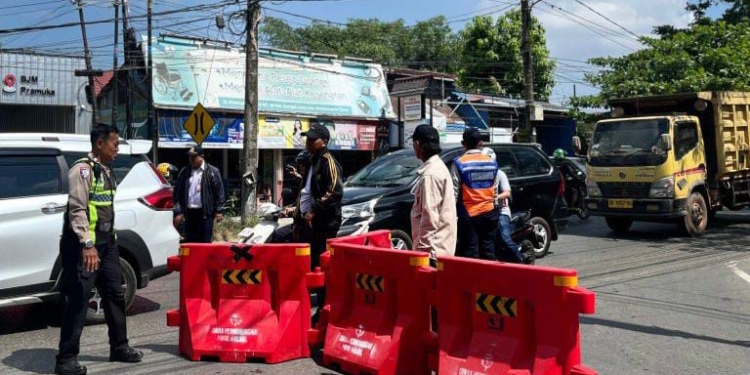 Dishub Kalsel Siapkan Rekayasa Lalu Lintas Usai Jalan Sungai Lulut Amblas