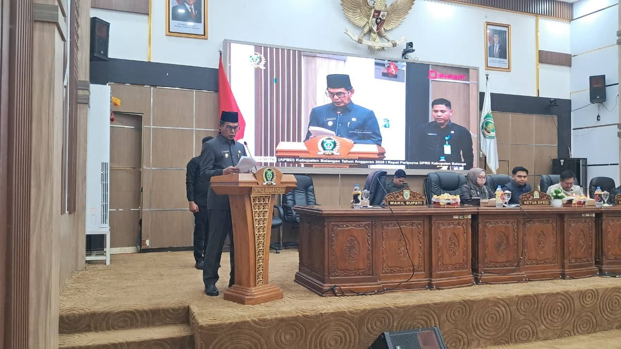 Pemkab Balangan Tegaskan Komitmen Transparansi dalam Pembahasan Raperda Pertanggungjawaban APBD 2025