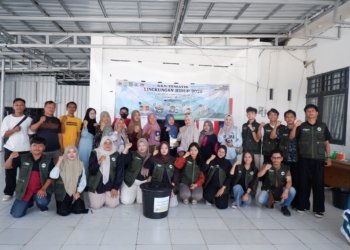 Mahasiswa KKN ULM Edukasi Pengelolaan Sampah di Desa Gunung Antasari, Libatkan Sekolah hingga Warga