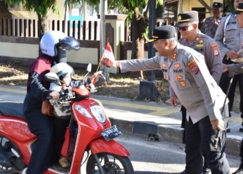 Tumbuhkan Semangat Nasionalisme dan Cinta Tanah Air 500 Bendera Merah Putih Dibagikan Polres Tala
