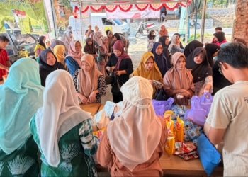 Pasar Murah di Desa Lingsir Disambut Antusias, Pemkab Balangan dan CSR PT BUMA Bantu Warga Dapatkan Sembako Lebih Murah