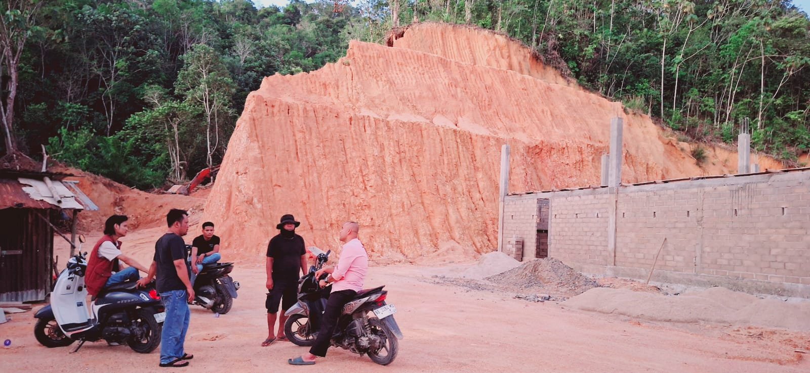 Guncangan Gempa M6,4 Terasa hingga Tapteng, Warga Bona Lumban Berhamburan