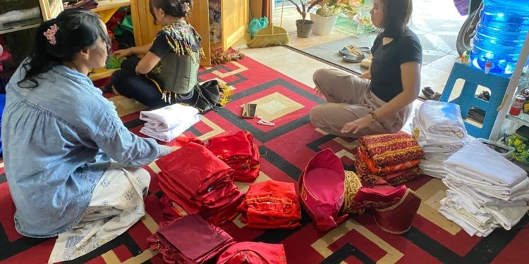 Semarak Kemerdekaan, Permintaan Sewa Baju Adat di Banjarbaru Melonjak Tinggi