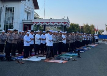Salat Istisqa di Tengah Kemarau, Polres Balangan Ajak Warga Cegah Karhutla