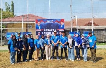 Gerakan Langit Biru Menyapa Pasar Paringin, Demokrat Ajak Warga Jaga Kebersihan Lingkungan