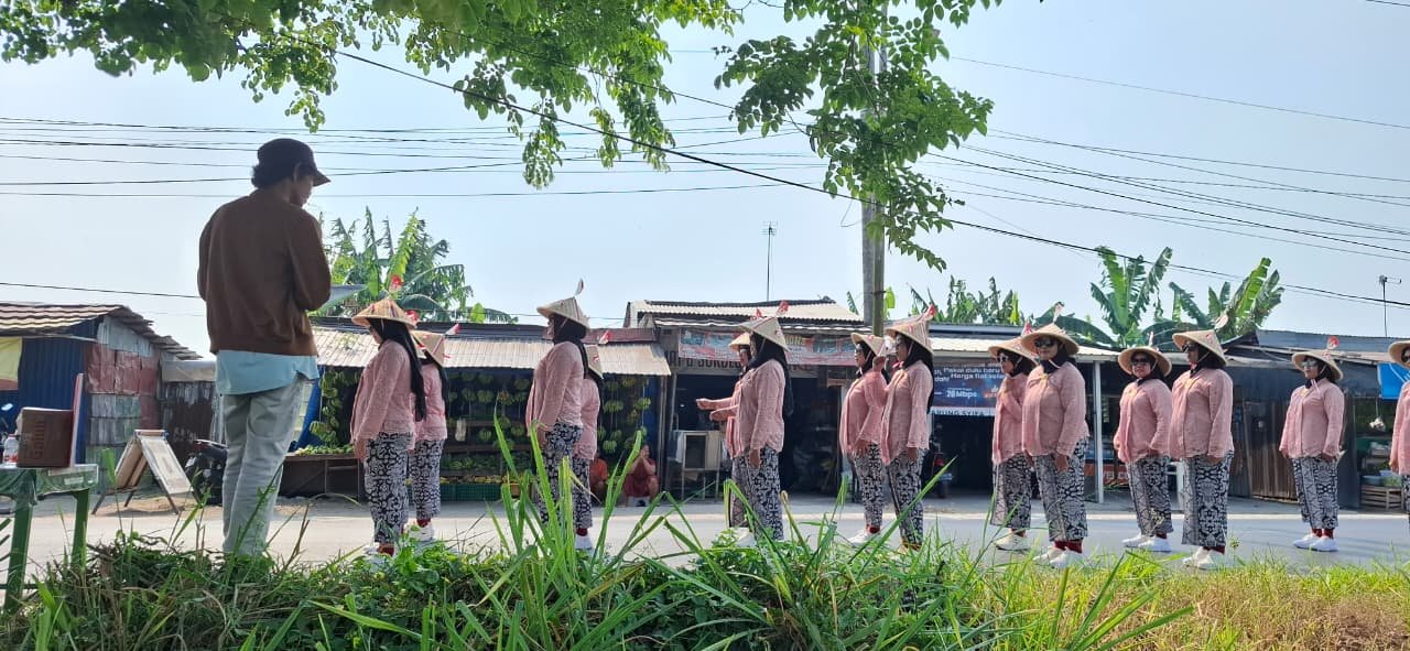 Semarakkan HUT RI Ke-81, Kelurahan Syamsudin Noor Gelar Lomba Gerak Jalan Artistik Berhadiah Jutaan Rupiah